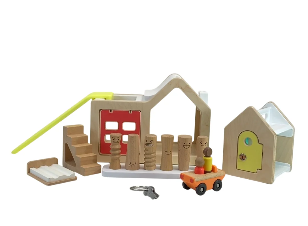 Lovevery Montessori Playhouse Review