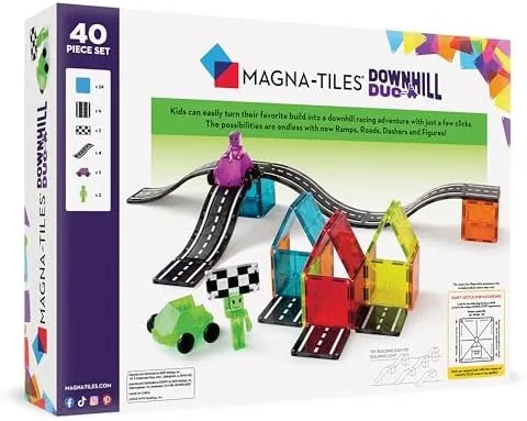 Packaging details the build pieces: ramps, road tiles, dashers, and figures included.