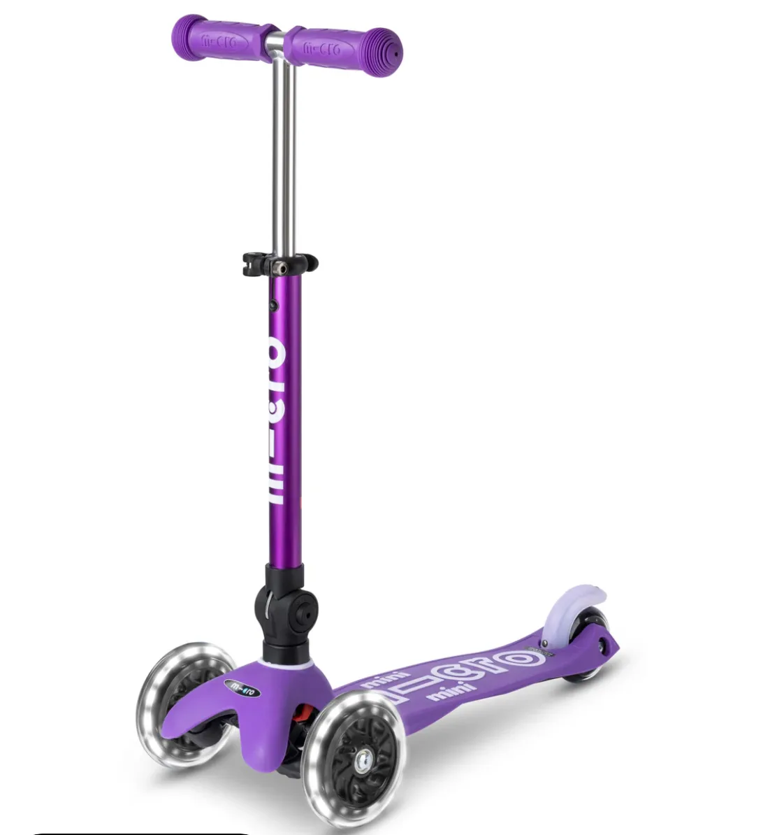 The Deluxe variant adds light-up wheels, a feature that meaningfully extends engagement for younger 