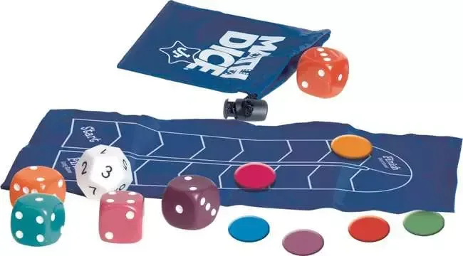 The fabric scoring track unrolled with six-sided dice, the target die, and colored player tokens.